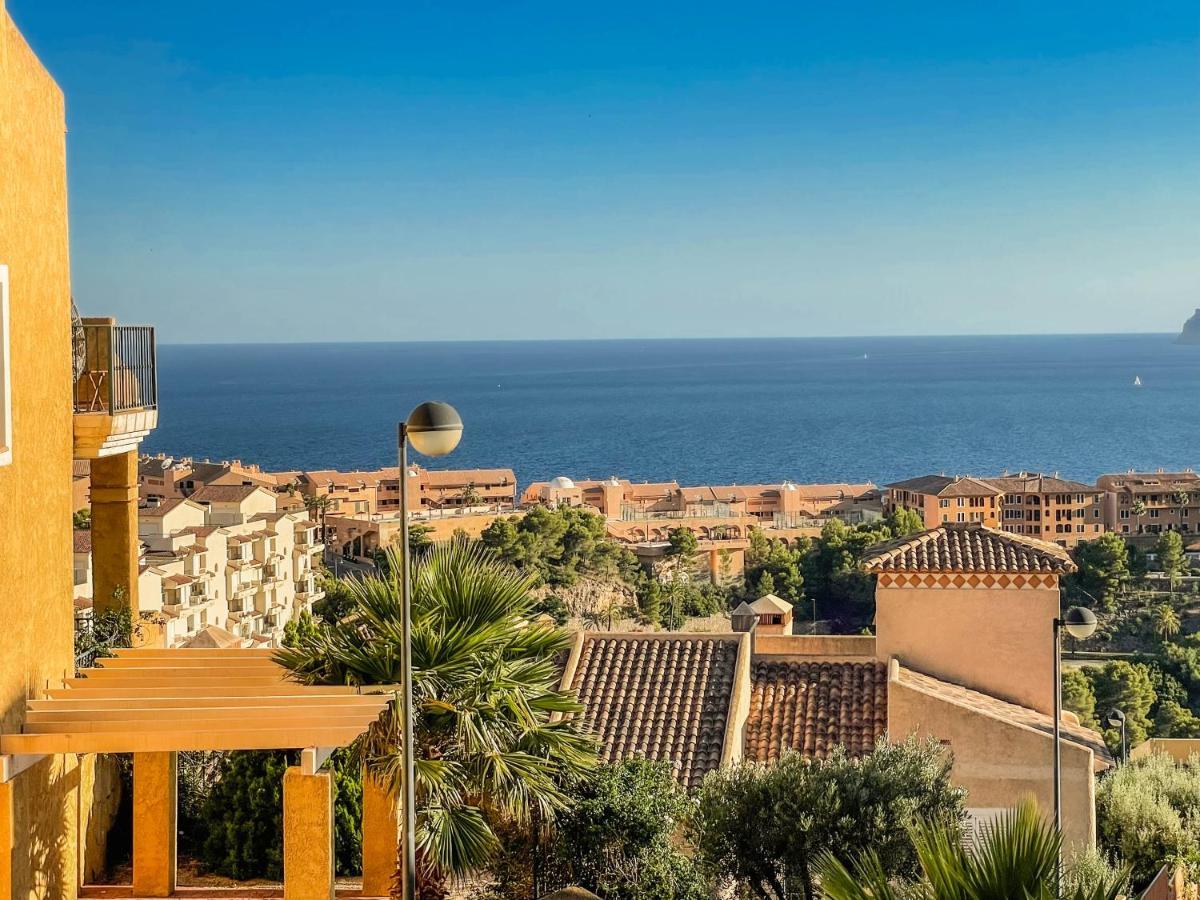 Villa Charming Townhouse With Sea Views & Pool In Altea Calp Exterior foto